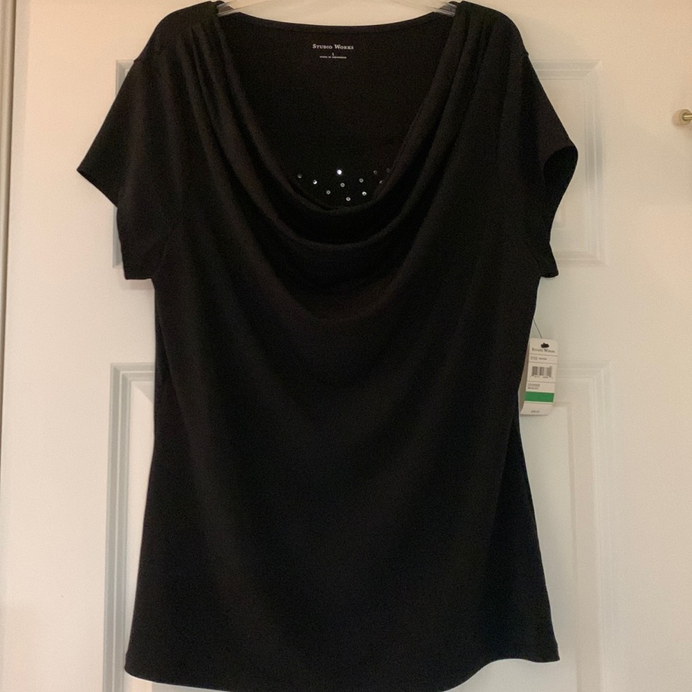 Studio Work women’s large short sleeve dress shirt. NWT